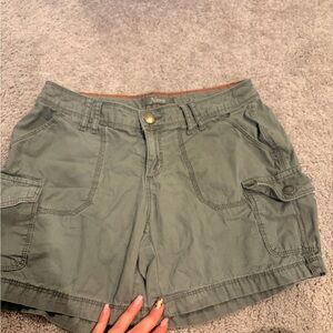Natural Reflections Sage Green Cargo Shorts